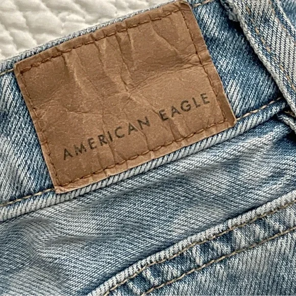 American Eagle Outfitters Distressed Denim Shorts Size 4 - Picture 10 of 16